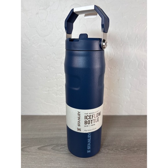 NEW! Stanley The Aerolight Ice Flow Bottle 24oz Flip Straw ~Twilight~ Navy blue - Picture 1 of 5